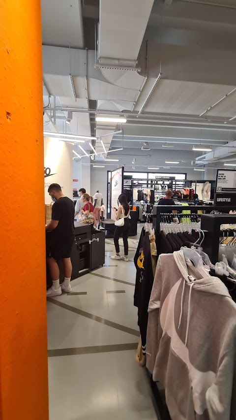 Nike Factory Store