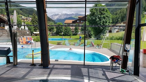 Mar Dolomit - Swimming pool & Sauna