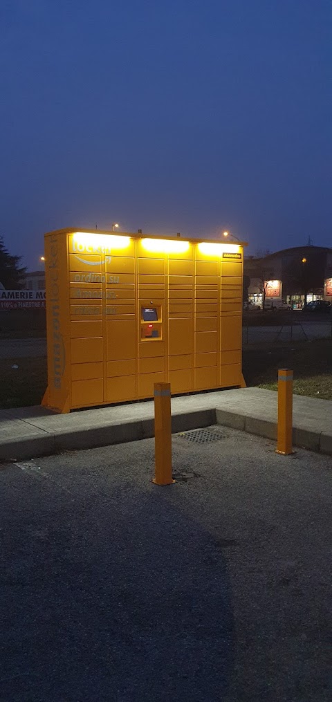 Amazon Hub Locker - aldobrandino