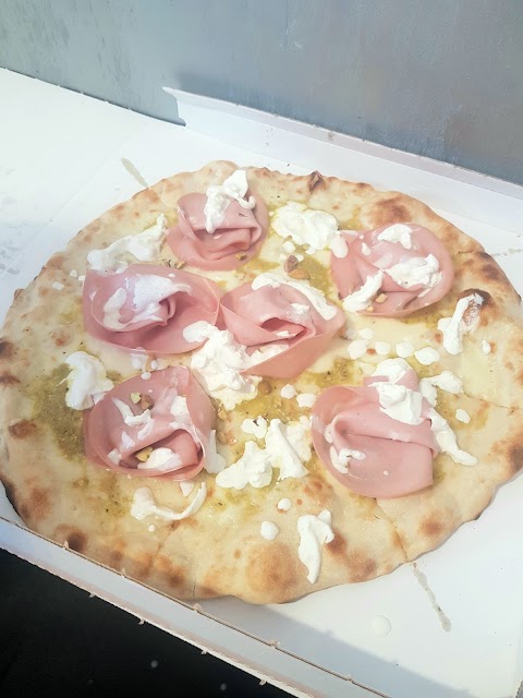 Pizzeria 24/D