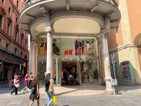 H&M