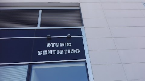 Studio Dentistico - Pratelli Bucchi