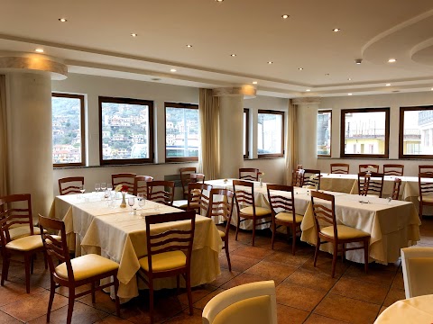 Hotel Ristorante Montuori