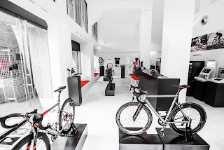 T°RED Bikes Concept Store