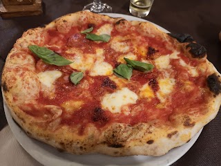 DOLFI Pizzeria Osteria