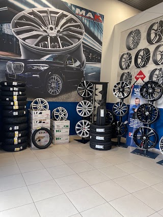 Best Tire Srl - Centro SuperService