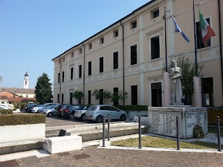 Scuola Secondaria Di Bolzano Vicentino