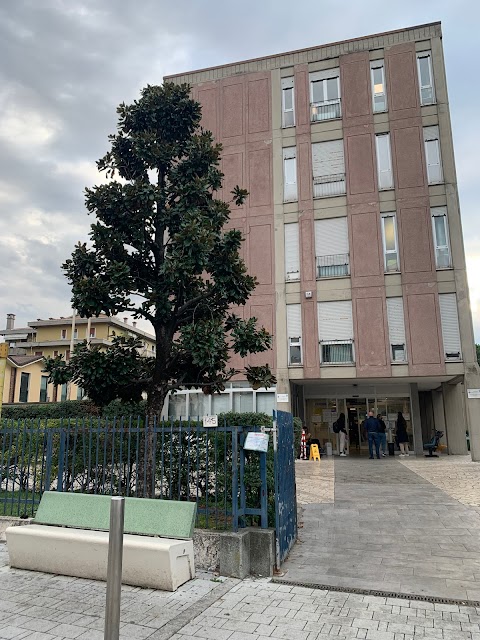 Poliambulatorio di Via Corsica