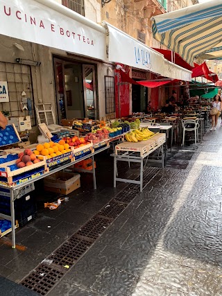 Ortigia Street Market