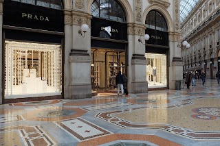 Prada Milano Galleria Donna