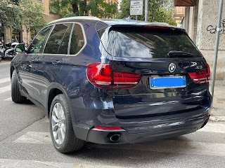 L'auto A 5 stelle Srl