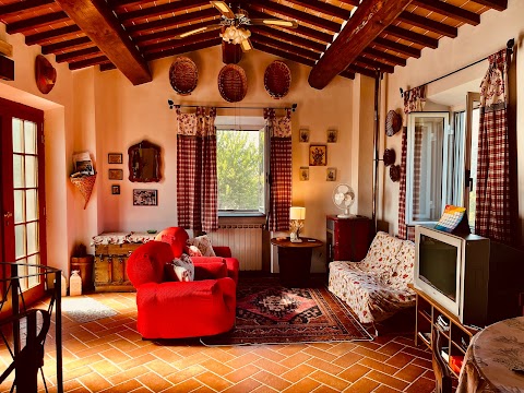 La capanna del nonno: a romantic Tuscan house