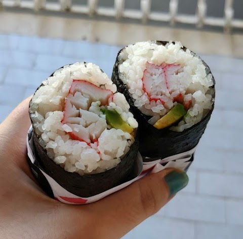 Nami sushi to go