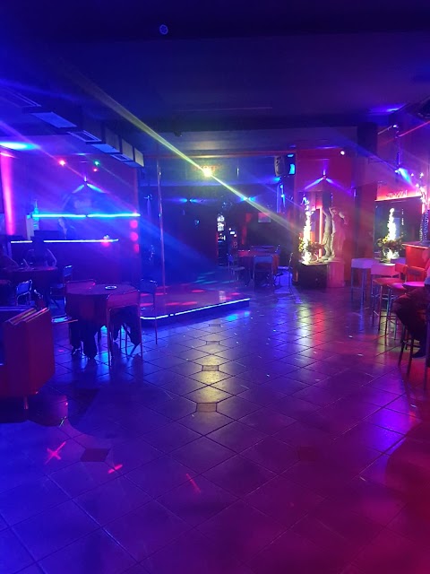 Tropical Night Club