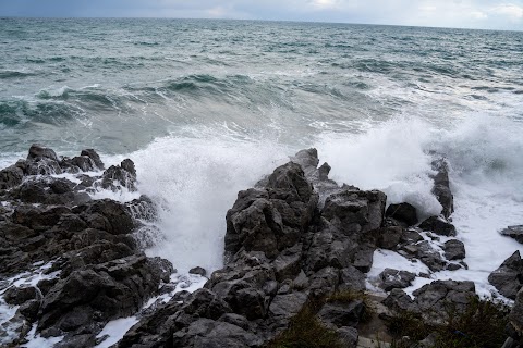 Punto di vista dalle scale al mare