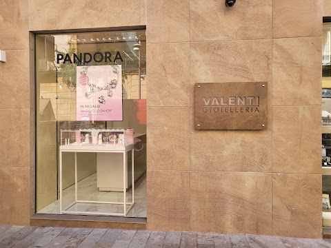 GIOIELLERIA VALENTI / Rivenditore PANDORA a CASERTA