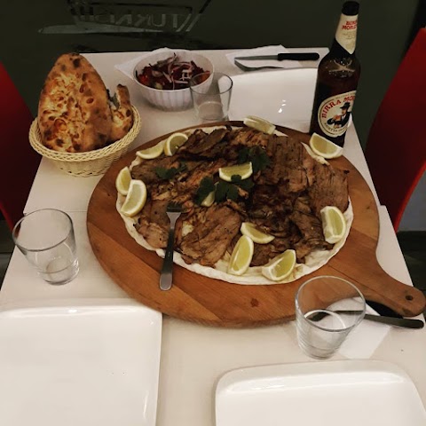 Da Benjamin pizzeria kebap Specialità Turche