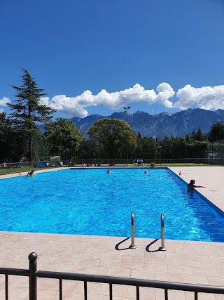 Piscina all'aperto