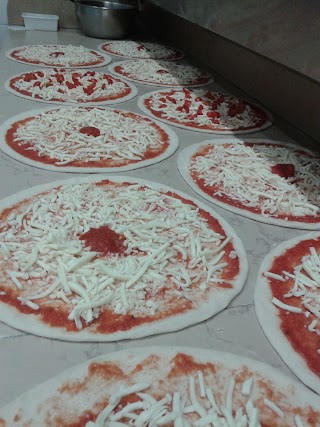 New Pizza 2000 Snc Di Rangrazio Alessio & C.