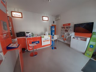 Centro WindTre, Tim, Fastweb, SKY, Very mobile, Ho mobile, DROP POINT A MUGGIO