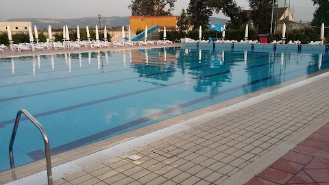 Piscina Comunale Montecorvino Rovella