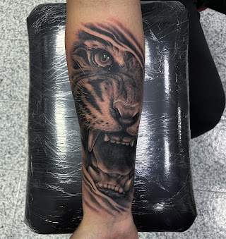 Ink G Tattoo