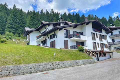 Bonapace Dolomites Apartments Campiglio