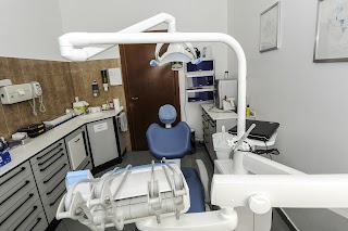 Studio Dentistico Odontotecnico Di Monica Caironi