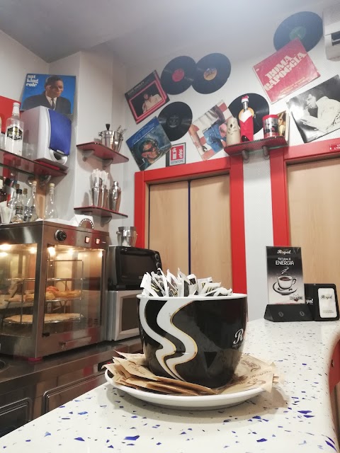 Conteugolino Bar Music Store Cafè Gravina in Puglia