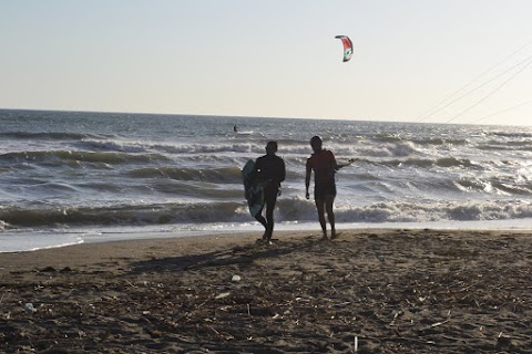 Scuola kitesurf Xtreme kite Civitavecchia