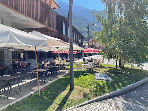 Courmayeur Mountain Cinema