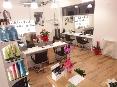 Sara Ciuffetelli Hair Salon