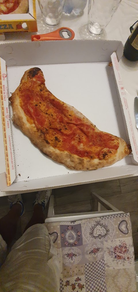 Pizzeria Made In Naples