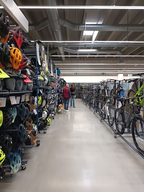 Decathlon Bari