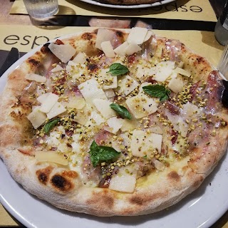 Esperia Pizzeria