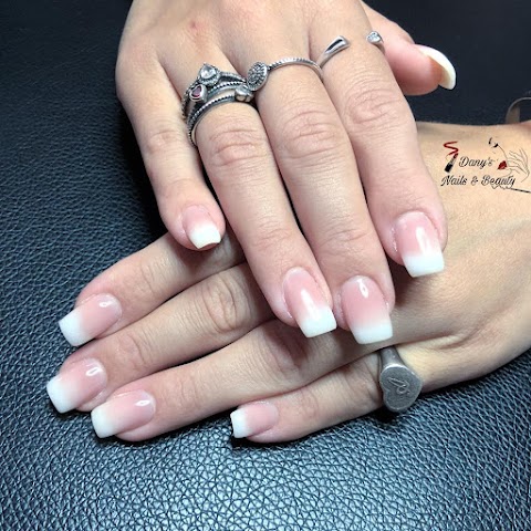 Dany's Nails & Beauty