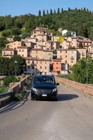 The Tuscan Wanderer