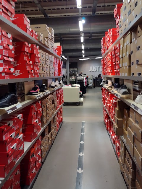 Nike Outlet Franciacorta
