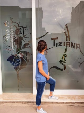 Tiziana Hairs Style