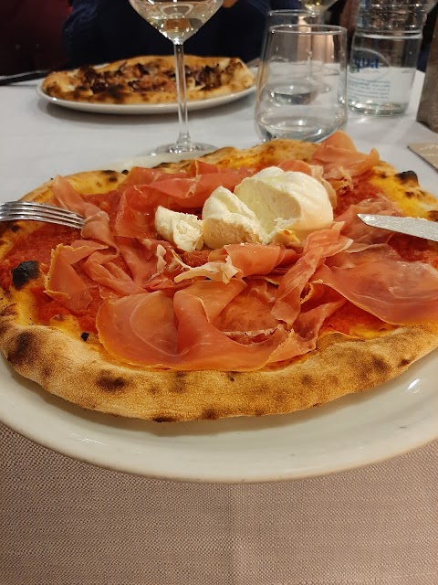 La Solita Solfa Pizzeria Ristorante