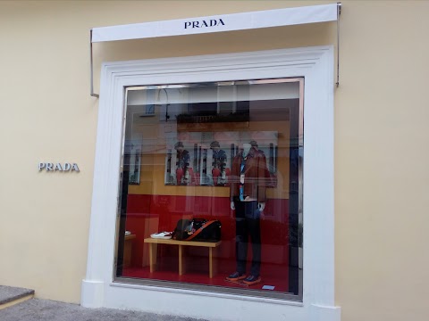 Prada Capri Via Roma