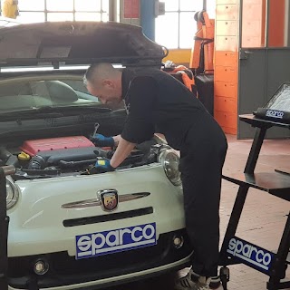 CAR MECHANIC STEFANO 19 S.