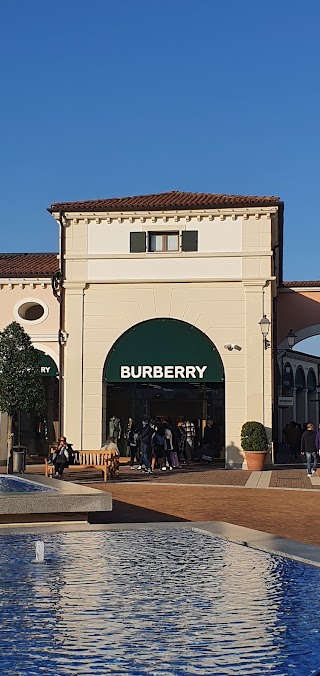 Burberry Italy Retail Limited Noventa