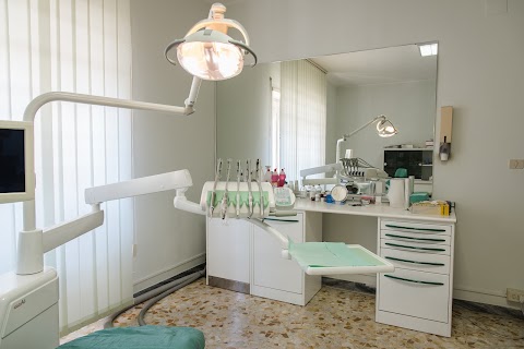 Studio Odontoiatrico Dott. Marco Marrocco Aprilia
