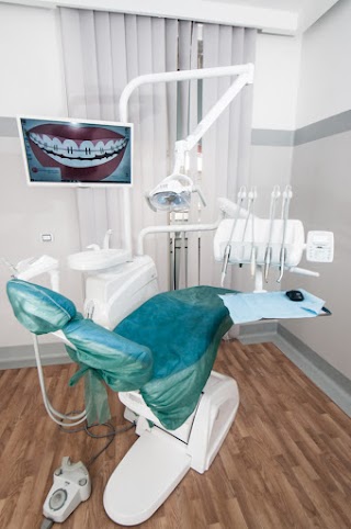 Odontoiatrica Bernini Clinic dentista