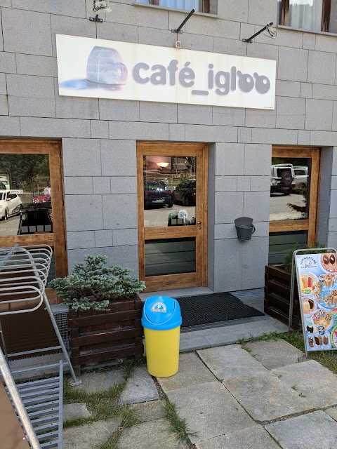 Cafe' Igloo