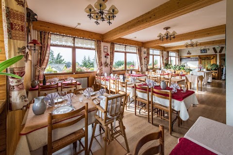 Hôtel Restaurant Le Grand Truc - soirée étape montagne ski randonnée séjour au calme Sybelles SAVOIE