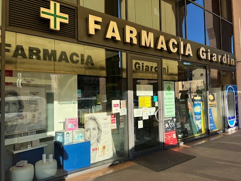 Farmacia Giardini