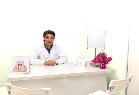 Dentista Maurizio Mengoni