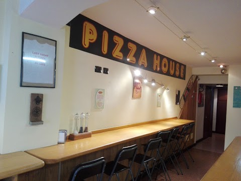 Pizza House